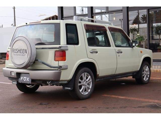 Ref:AUX-20661110 NISSAN RASHEEN 1996 - Image 2