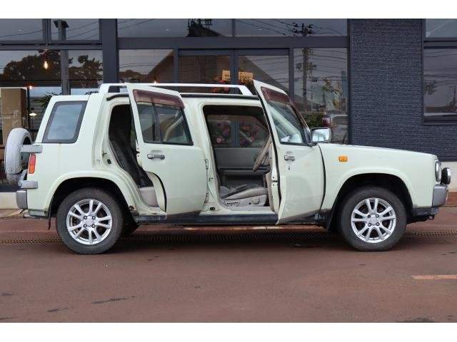 Ref:AUX-20661110 NISSAN RASHEEN 1996 - Image 15