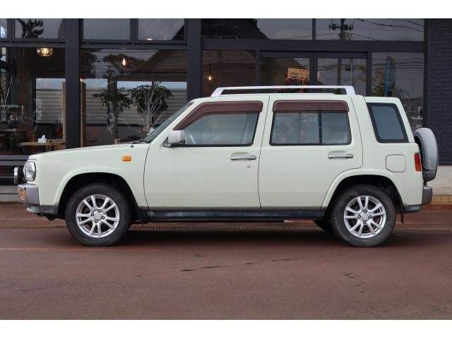 Ref:AUX-20661110 NISSAN RASHEEN 1996 - Image 3