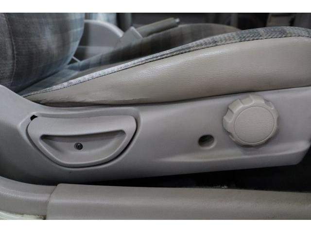 Ref:AUX-20661110 NISSAN RASHEEN 1996 - Image 8