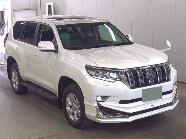 Ref:AUX-20661221 TOYOTA LAND CRUISER PRADO 2021 - Image 6