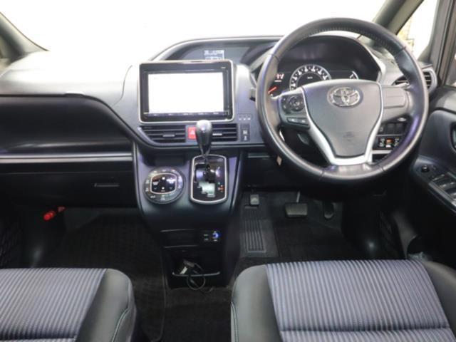 Ref:AUX-20672919 TOYOTA VOXY 2015 3 Ref:AUX-20672919 TOYOTA VOXY 2015 - Image 3