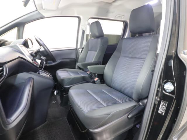 Ref:AUX-20672919 TOYOTA VOXY 2015 9 Ref:AUX-20672919 TOYOTA VOXY 2015 - Image 9
