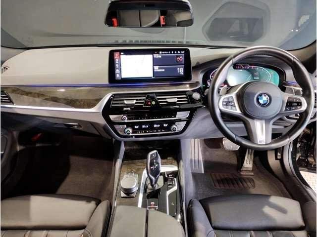 Ref:AUX-20709411 BMW 5 SERIES 2022 - Image 2