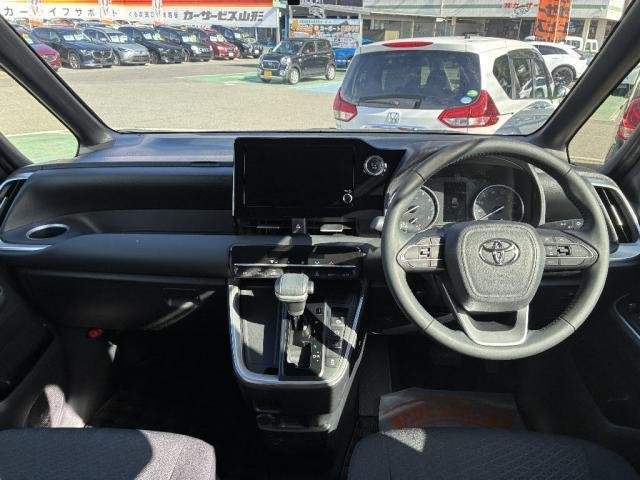 Ref:AUX-20711703 TOYOTA VOXY 2022 - Image 3