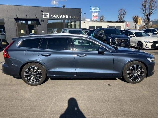 Ref:AUX-20719493 VOLVO V60 2023 - Image 4