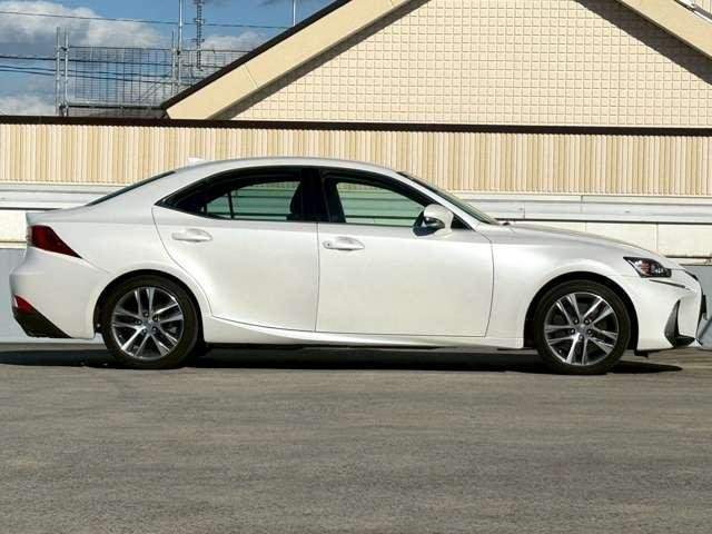 Ref:AUX-20725181 LEXUS IS 2020 - Image 2