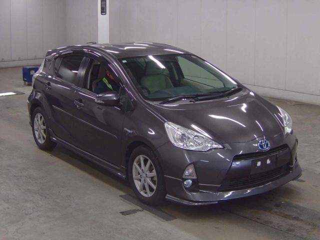 Ref:AUX-20733406 TOYOTA AQUA 2012