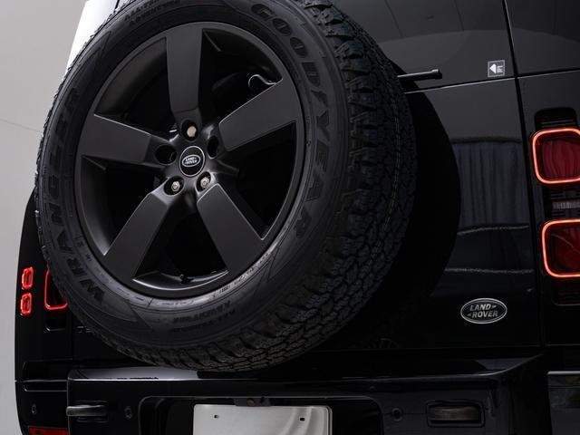 Ref:AUX-20740983 LAND ROVER DEFENDER 2023 - Image 16