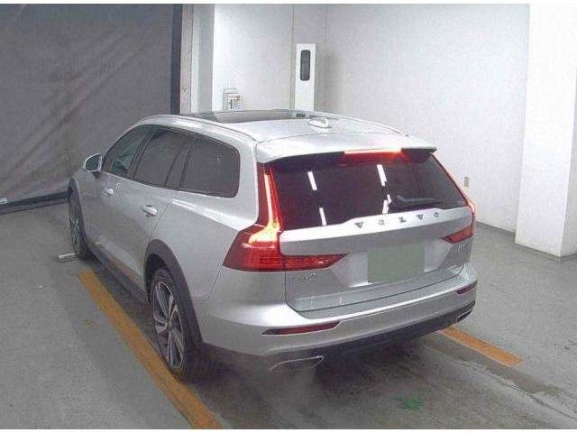 Ref:AUX-20747218 VOLVO V60 2022 - Image 2