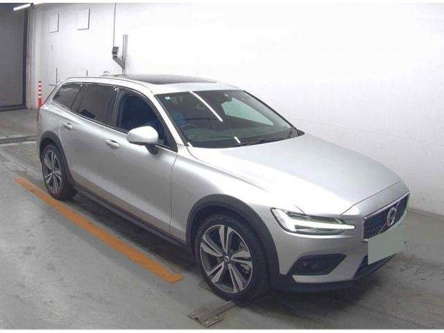 Ref:AUX-20747218 VOLVO V60 2022 - Image 4