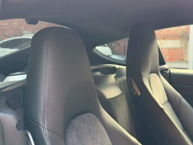 Ref:AUX-20747798 PORSCHE 718 CAYMAN 2018 - Image 17