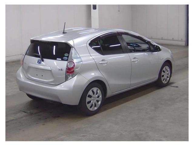 Ref:AUX-20747807 TOYOTA AQUA 2014 - Image 4