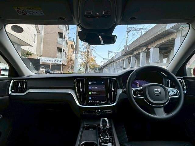 Ref:AUX-20751544 VOLVO S60 2023 - Image 12