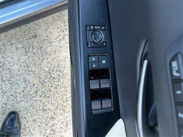 Ref:AUX-20769709 LEXUS UX 2019 - Image 16