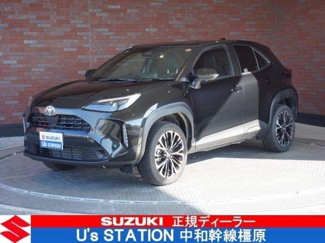 Ref:AUX-20783465 TOYOTA YARIS CROSS 2025