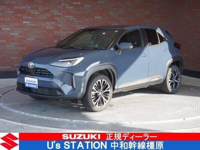 Ref:AUX-20783550 TOYOTA YARIS CROSS 2025