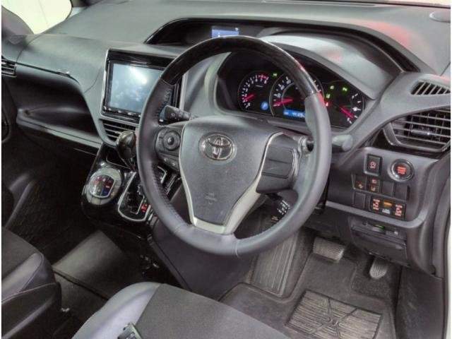 Ref:AUX-20783623 TOYOTA NOAH 2020 - Image 3