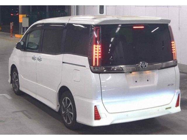 Ref:AUX-20783623 TOYOTA NOAH 2020 - Image 4