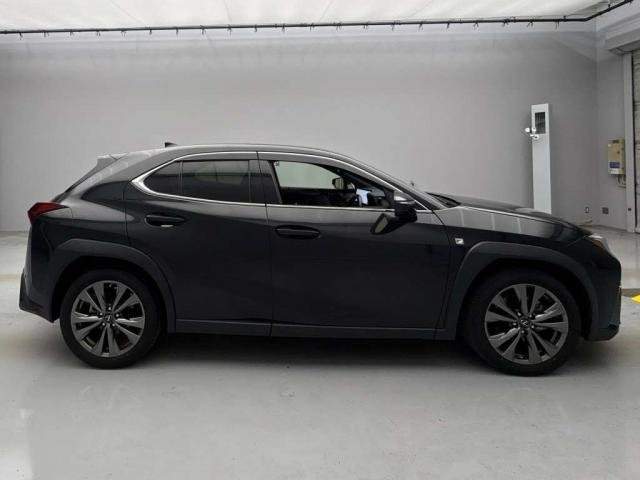 Ref:AUX-20783917 LEXUS UX 2023 - Image 13