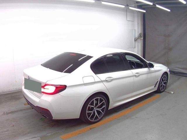 Ref:AUX-20787395 BMW 5 SERIES 2022 - Image 2