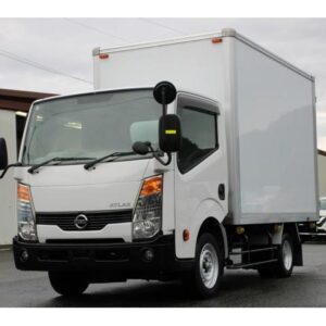 2016 Nissan Atlas Truck white diesel used car Japan export