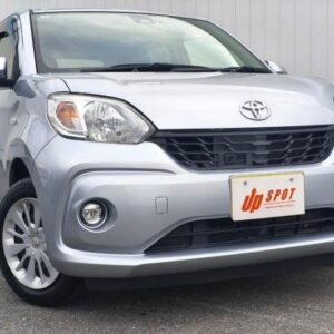 2016 Toyota Passo silver gasoline used car Japan export