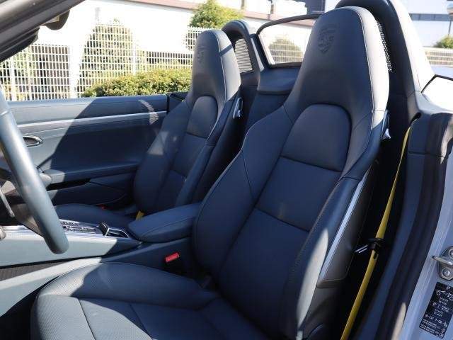 Ref:AUX-20810806 PORSCHE 718 BOXSTER 2024 - Image 16