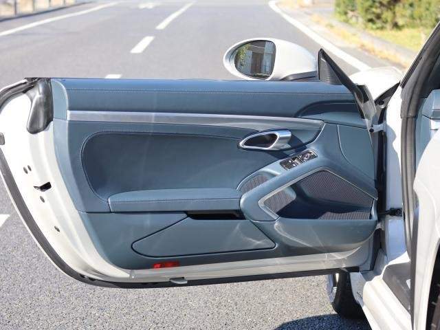 Ref:AUX-20810806 PORSCHE 718 BOXSTER 2024 - Image 9