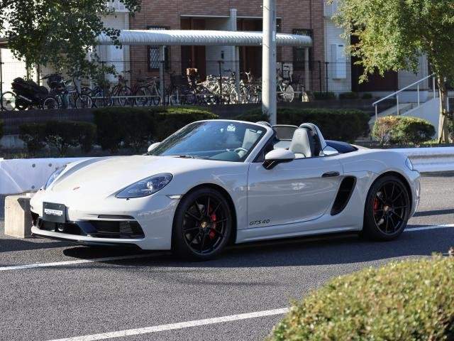 Ref:AUX-20810806 PORSCHE 718 BOXSTER 2024