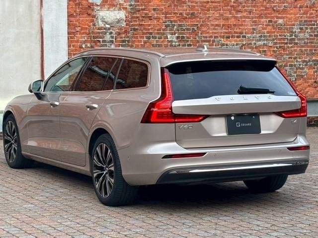 Ref:AUX-20816870 VOLVO V60 2023 - Image 11