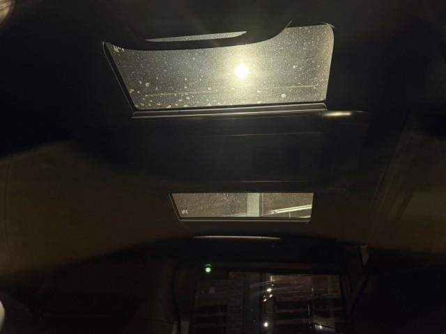 Ref:AUX-20820396 LEXUS LM 2024 - Image 17