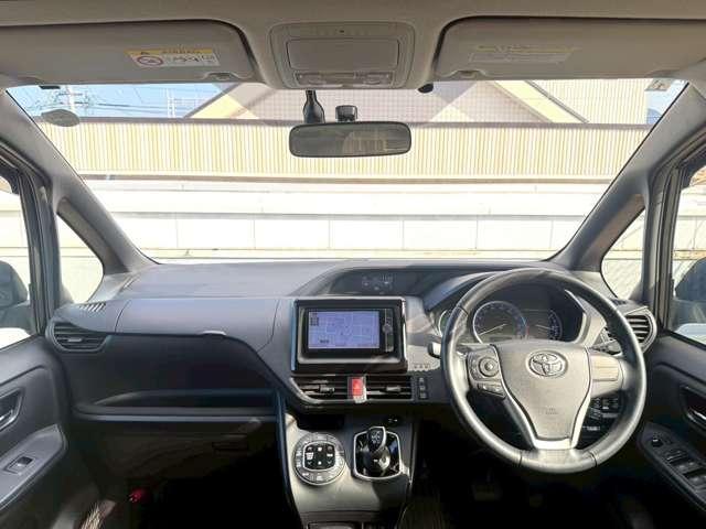 Ref:AUX-20821590 TOYOTA VOXY 2014 - Image 5