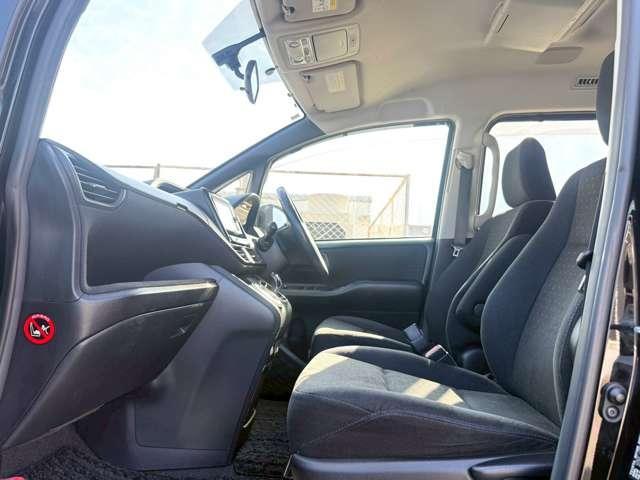 Ref:AUX-20821590 TOYOTA VOXY 2014 - Image 8