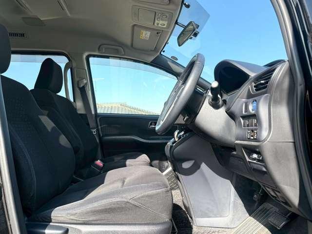 Ref:AUX-20821590 TOYOTA VOXY 2014 - Image 9