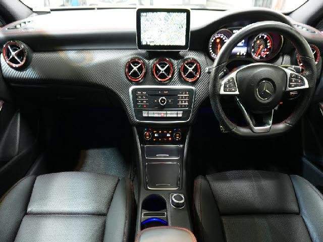 Ref:AUX-20824604 MERCEDES BENZ A-CLASS 2016 - Image 2