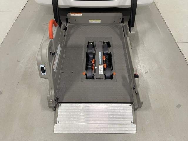 Ref:AUX-20824611 NISSAN NV350CARAVAN VAN 2019 - Image 11