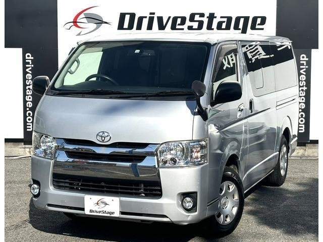 Ref:AUX-20832990 TOYOTA HIACE VAN 2015