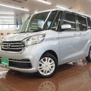 2018 Nissan Dayz Roox silver gasoline used car Japan export