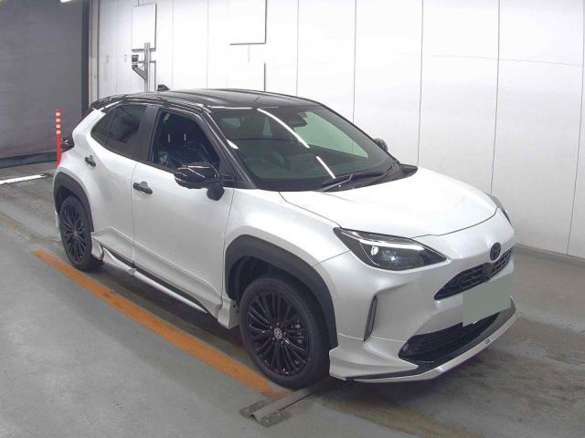Ref:AUX-20856526 TOYOTA YARIS CROSS 2025