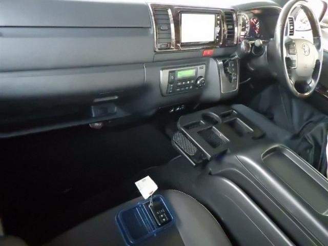 Ref:AUX-20856759 TOYOTA HIACE VAN 2019 - Image 4