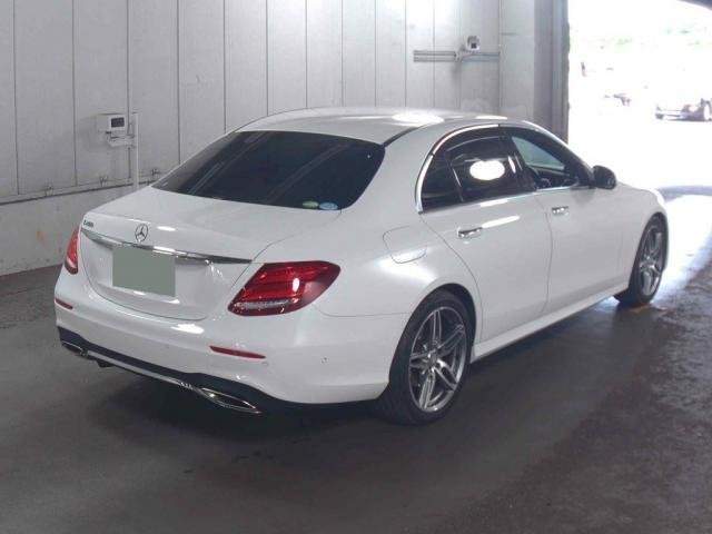Ref:AUX-20870927 MERCEDES BENZ E-CLASS 2016 - Image 2
