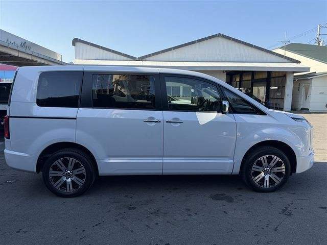 Ref:AUX-20874939 MITSUBISHI DELICA D:5 2024 - Image 3