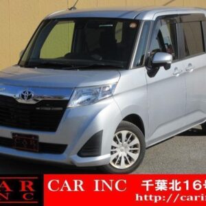 2017 Toyota Roomy silver gasoline used car Japan export