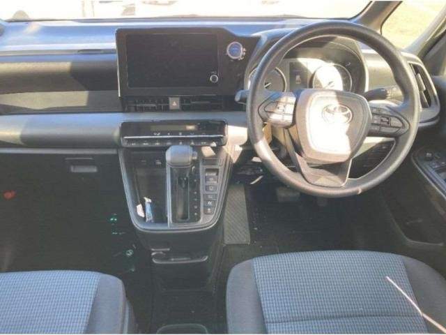 Ref:AUX-20889206 TOYOTA NOAH 2022 - Image 3