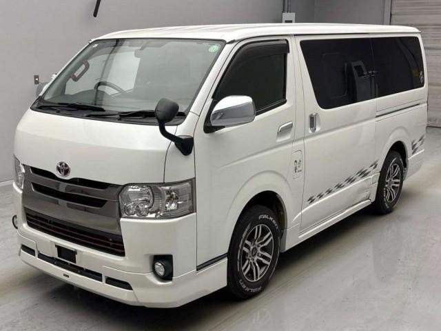 Ref:AUX-20893294 TOYOTA REGIUS ACE VAN 2017