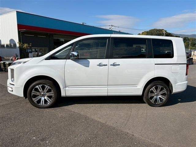 Ref:AUX-20900285 MITSUBISHI DELICA D:5 2023 - Image 9