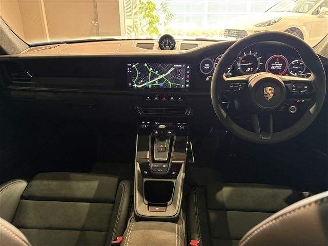 Ref:AUX-20900292 PORSCHE 911 2024 - Image 16