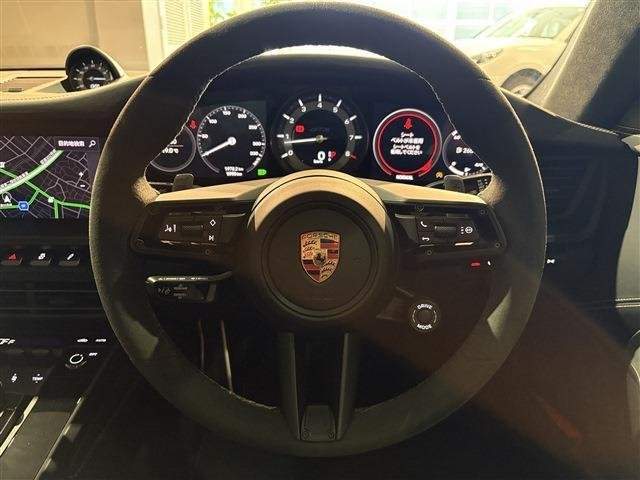 Ref:AUX-20900292 PORSCHE 911 2024 - Image 17