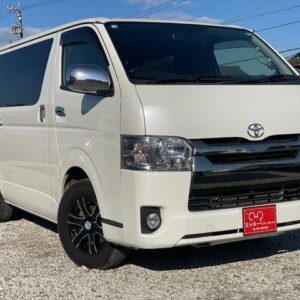 2015 Toyota Hiace Van pearl diesel used car Japan export